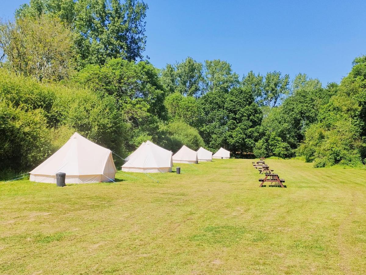Battle Pods And Bells Glamping Hotel Eksteriør billede