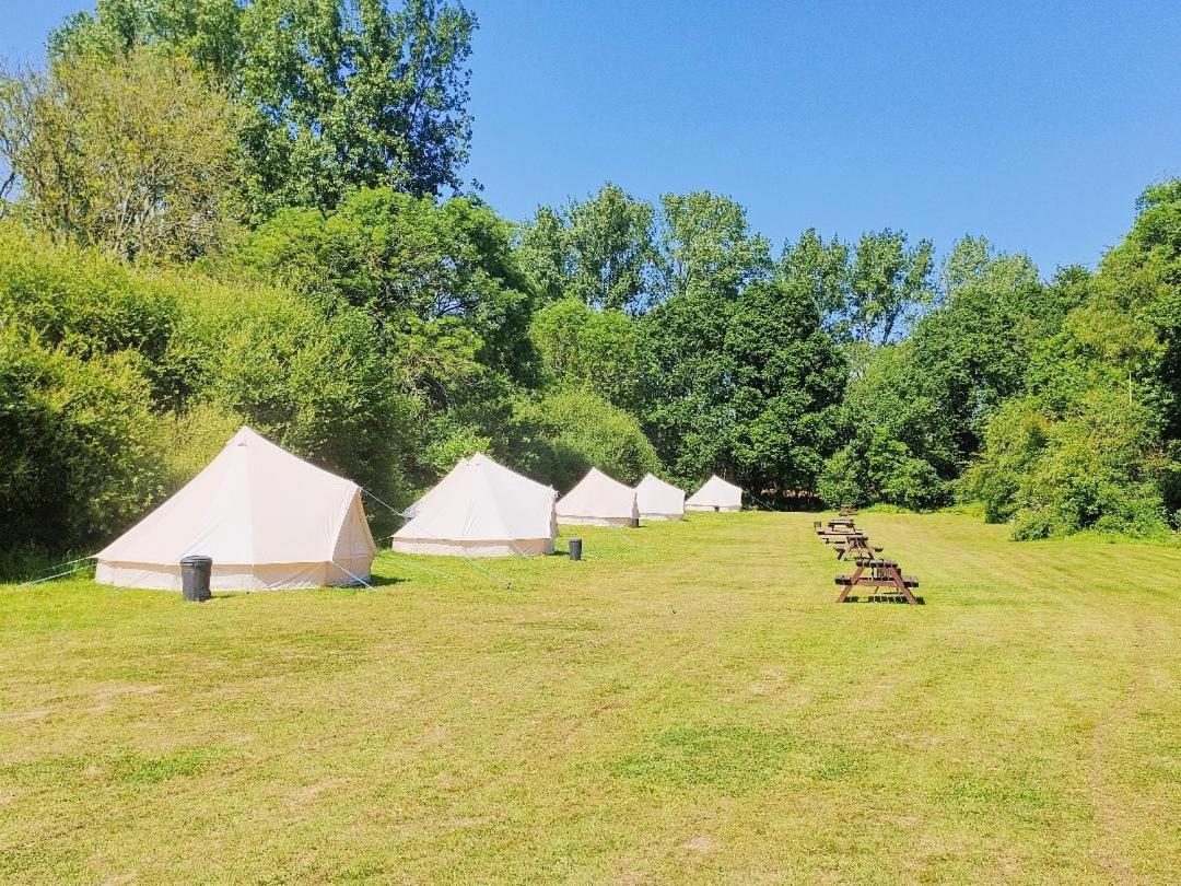Battle Pods And Bells Glamping Hotel Eksteriør billede
